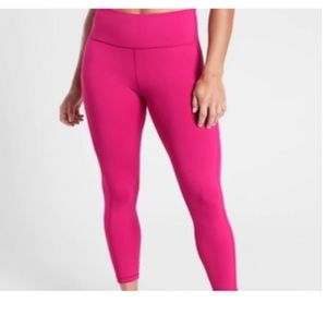 Athleta Ultimate Stash Pocket 7/8 Tights Bright Pink Athletic Leggings, Small